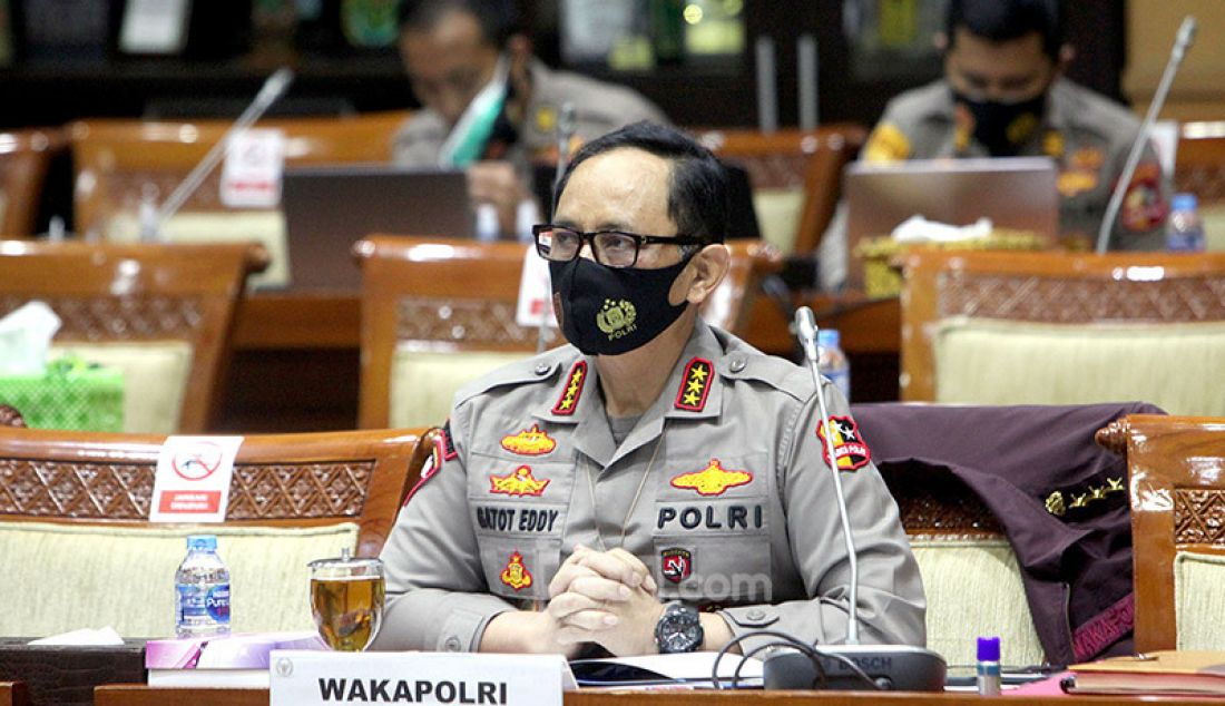 Wakapolri Komjen Gatot Eddy Pramono mengikuti rapat kerja dengan Komisi III DPR, Jakarta, Senin (14/9). Rapat ini membahas RKA K/L TA 2021. - JPNN.com