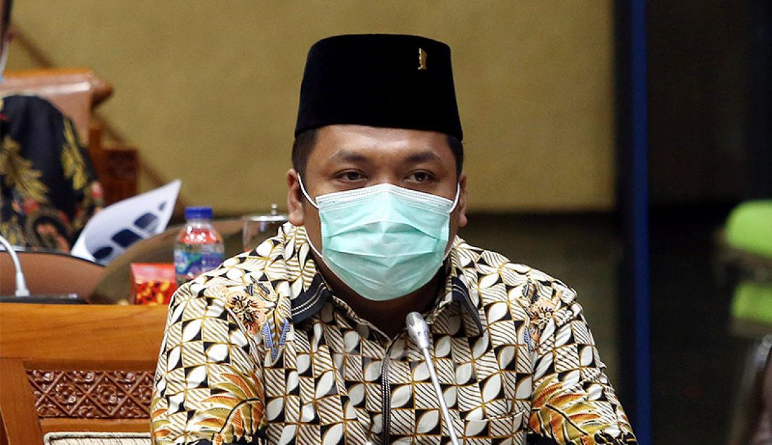 Anggota Komisi IX DPR Muchamad Nabil Haroen mengikuti rapat kerja dengan Menaker Ida Fauziyah, Jakarta, Senin (21/9). Rapat ini membahas penyesuaian RKA K/L Tahun 2021 sesuai Hasil Pembahasan dari Badan Anggaran DPR RI. - JPNN.com