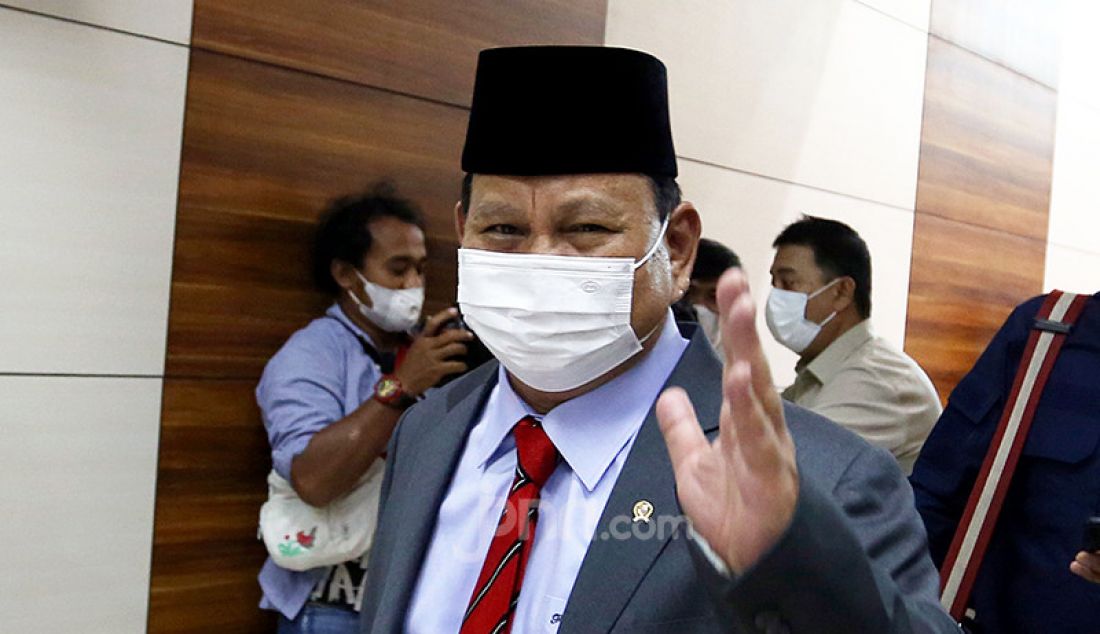 Menteri Pertahanan (Menhan) Prabowo Subianto usai menghadiri rapat kerja Komisi I DPR di Kompleks Parlemen Senayan, Jakarta, Rabu (2/6). Rapat tersebut membahas RKA dan RKP Kemhan Tahun 2022. - JPNN.com