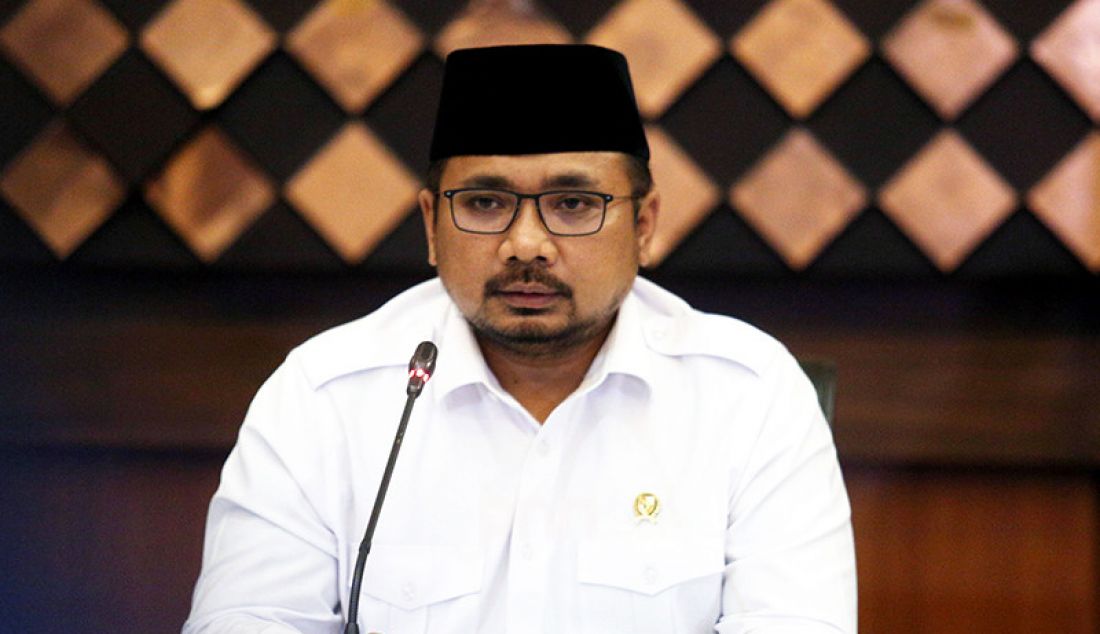 Menteri Agama Yaqut Cholil Qoumas memberikan keterangan pers terkait pemberangkatan Haji 2021 di Kantor Kemenag, Jakarta, Kamis (3/6). Pemerintah Indonesia mengumumkan tidak ada keberangkatan Haji di tahun 2021. - JPNN.com