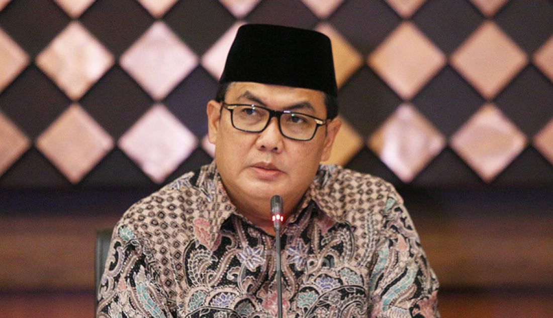 Sekjen PBNU Helmy Faishal Zaini menghadiri konferensi pers terkait pemberangkatan Haji 2021 di Kantor Kemenag, Jakarta, Kamis (3/6). Pemerintah Indonesia mengumumkan tidak ada keberangkatan Haji di tahun 2021. - JPNN.com