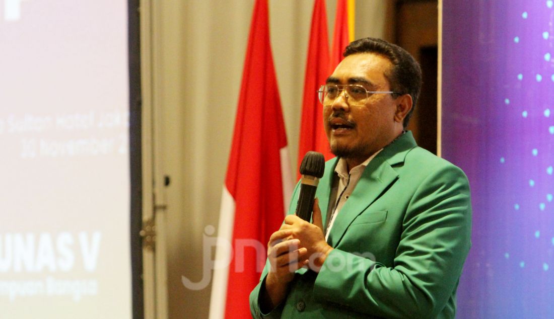 Wakil Ketua Umum DPP PKB Jazilul Fawaid saat acara Women Leadership Forum (WLF), Jakarta, Sabtu (30/11). Kenaikan perolehan suara Partai Kebangkitan Bangsa dari 13.570.097 menjadi 16.115.655 tidak lepas dari peran kader-kader perempuan PKB yang ada dalam badan otonom PKB, Perempuan Bangsa. - JPNN.com