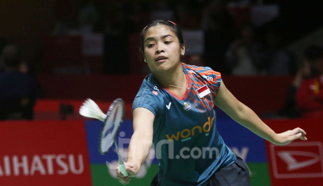 Tunggal putri Indonesia Gregoria Mariska Tunjung saat bertanding melawan Anupama Upadhyaya (India) pada 32 Besar Daihatsu Indonesia Masters 2025 di Istora Senayan, Jakarta, Rabu (22/1). Gregoria menang 21-12 dan 21-5. - JPNN.com