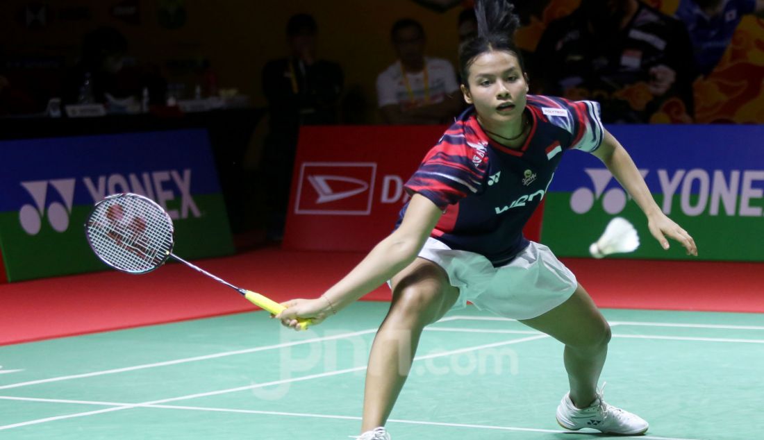 Tunggal putri Indonesia Komang Ayu Cahya Dewi saat beraksi di Daihatsu Indonesia Masters 2025. - JPNN.com