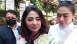 Dewi Perssik Ungkap Alasan Potong Hewan Kurban di Rumah, Oh Ternyata - JPNN.com