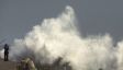 Bangli Hujan Ringan, Waspada Gelombang Tinggi 4 Meter di Selat Bali & Lombok - JPNN.com