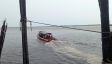 Gelombang Tinggi, Kapal Pengangkut Sembako Tenggelam di Perairan Pulau Rangsang - JPNN.com