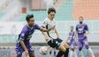 Persita Vs PSM Makassar: 1 Gol & 1 Kartu Merah di Babak Pertama - JPNN.com