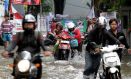 Jalan Pusdiklat Depnaker Jaktim Terendam Banjir