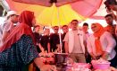 Ridwan Kamil Blusukan ke Pasar Kebayoran Lama