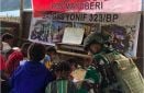 Pangkoops Habema: Prajurit TNI di Perbatasan RI-PNG Ajari Anak untuk Baca dan Tulis