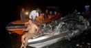 Speedboat Terbakar, Seorang Pejabat Melompat ke Laut - JPNN.com