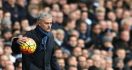 Mourinho Sudah Tak Sabar Angkat Trofi EFL - JPNN.com