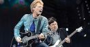 Vokal Sember, Konser Bon Jovi Setop di Tengah Jalan - JPNN.com