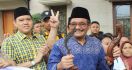 Djarot Diberi Kujang Khusus Dari Warga Sunda - JPNN.com