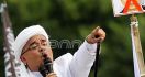 Suara Habib Rizieq Menggema, Massa di Monas Membalas Takbir - JPNN.com