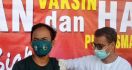 Temukan Pemegang Sertifikat Vaksin Palsu, Dinkes Langsung Ambil Tindakan Tegas di Tempat - JPNN.com