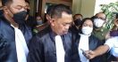 Herry Wirawan Dituntut Hukuman Mati dalam Perkara Pemerkosaan 13 Santriwati - JPNN.com