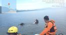 Detik-detik Tim SAR Evakuasi Jasad Widodo dari Kedalaman 30 Meter Danau Toba, Lihat - JPNN.com