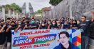 Relawan Konco Erick Thohir Blitar Menggelar Deklarasi Dukungan di Makam Bung Karno - JPNN.com