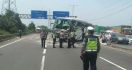 Kecelakaan Maut di Tol Surabaya: Penumpang Bus Rebut Kemudi, Pengin Mati Bersama - JPNN.com