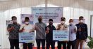 Taspen Serahkan Bantuan Ratusan Juta Rupiah untuk Korban Gempa Sumbar - JPNN.com