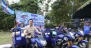 Sejahterakan Petani, Ibas Bagikan Sepeda Motor dan Sembako di Ngawi - JPNN.com