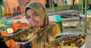 Nikmatnya Ikan Kapiek Tak Bertulang, Kuliner Khas Kampar - JPNN.com