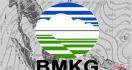 Peringatan Dini BMKG, Waspada Potensi Cuaca Ekstrem hingga 18 Mei - JPNN.com