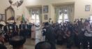 Kepala BNN Komjen Petrus Golose Dianugerahi Gelar Kehormatan dari Kesultanan Ternate - JPNN.com