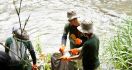 Gandeng Komunitas Lingkungan, ASDP Bersihkan Sampah di Sungai Ciliwung - JPNN.com