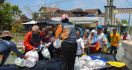 BSI Maslahat Salurkan Bantuan Bagi Penyintas Banjir Demak & Kudus - JPNN.com