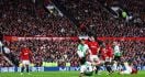 Manchester United Vs Liverpool, Luis Diaz Cetak Gol di Babak Pertama - JPNN.com