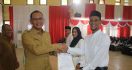 197 PPPK Aceh Selatan Terima SK, Cut Syazalisma Berpesan Begini - JPNN.com