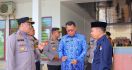 Polisi Jaga Penetapan Paslon Bupati-Wabup Rohil Secara Humanis, Situasi Aman & Kondusif - JPNN.com