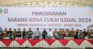 Bea Cukai Jabar dan Satpol PP Musnahkan BKC Ilegal, Ada Tembakau Iris hingga MMEA - JPNN.com