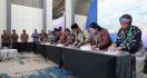 Kemenparekraf Kucurkan Bantuan untuk 24 Desa Wisata di 12 Provinsi - JPNN.com