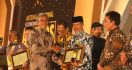 Sukses Kendalikan Inflasi, 12 Daerah Terima Penghargaan 'Jateng Inspiring Economic Effort Award 2024' - JPNN.com