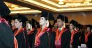 Gelar Wisuda ke-XIV, Universitas Bakrie Lahirkan 882 Generasi Unggul yang Siap Membangun Negeri - JPNN.com