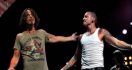 Chris Cornell, Chester Bennington dan Lagu yang Tak Selesai Dinyanyikan - JPNN.com