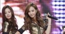 Duh, Yuri SNSD Cedera Saat Manggung di Jepang - JPNN.com