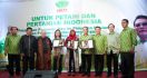 HKTI Dikukuhkan, 3 Tokoh Penggerak Pertanian Raih Award Bergengsi - JPNN.com