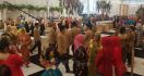 Resepsi Putri Oso, Ribuan Orang Padati JIExpo - JPNN.com