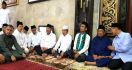 Pak JK Salat Subuh Berjemaah Bareng Ustaz Somad - JPNN.com