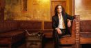 Kenny G Janjikan Romantisme dalam Konsernya di Jakarta - JPNN.com