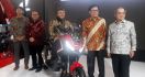 Honda X-ADV Berbanderol Lebih Mahal dari Toyota Innova Cukup Diminati - JPNN.com