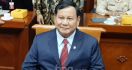 Prabowo: Kehadiran Presiden Jokowi Membangkitkan Semangat TNI-Polri - JPNN.com