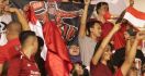 Timnas Indonesia vs Vietnam: Kerahkan Suporter pakai Pesawat Hercules? - JPNN.com