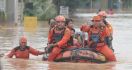 26 Kecamatan Terendam Banjir, Pemkab Karawang Tetapkan Status Tanggap Darurat - JPNN.com