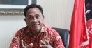 Soal Status Gibran dan Jokowi di PDI Perjuangan, Komarudin Bilang Begini, Tegas! - JPNN.com